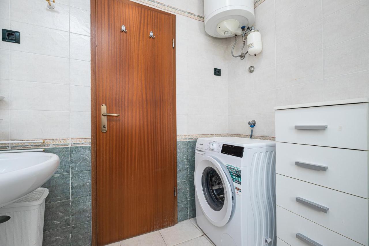 Sea View Apartment - Roberto ポレッチ エクステリア 写真
